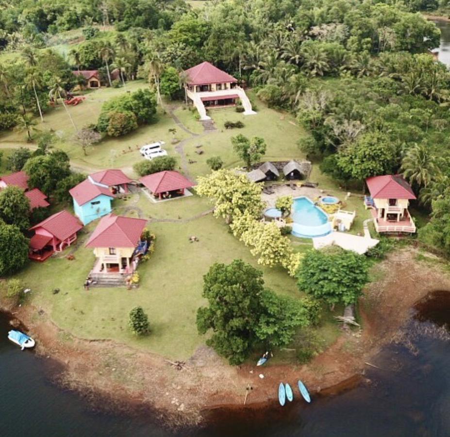 Porta Verde Resort Villas Caliraya Dolores  Buitenkant foto